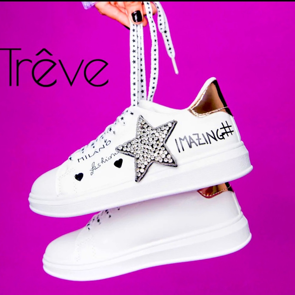 Trêve Star Sneakers Size 8 New in Box